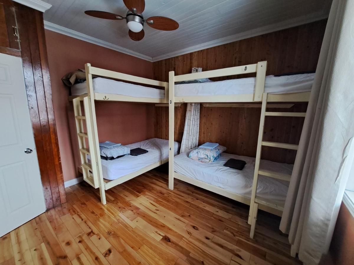Auberge Jeunesse A Loulou Lévis المظهر الخارجي الصورة